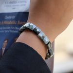 Load image into Gallery viewer, Cat's Eye Square Shape Beads Bracelet