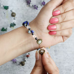 Load image into Gallery viewer, Lapis Lazuli Chips Magnetic Lock Bracelet
