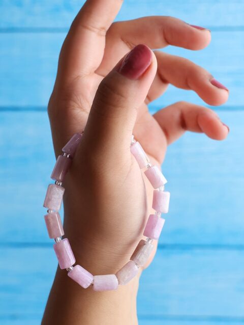 Shop Kunzite Faceted Tube Beads Stone Bracelet