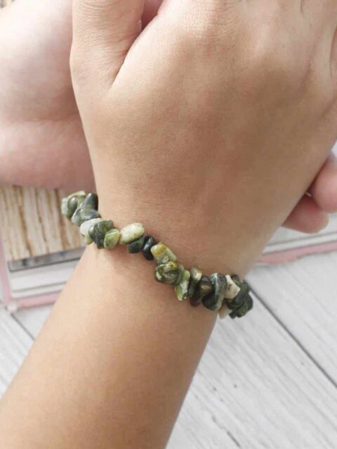 Nephrite Jade Chips Stone Elastic Bracelet