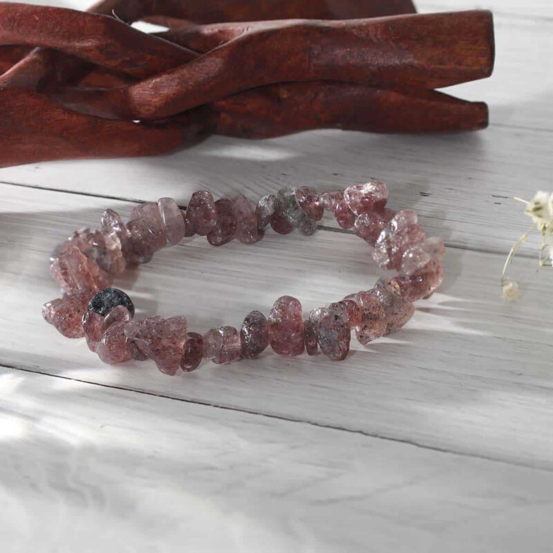 Strawberry Quartz Chips Stone Elastic Bracelet